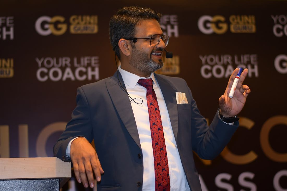 Pankkaj speaking at a life coach masterclass