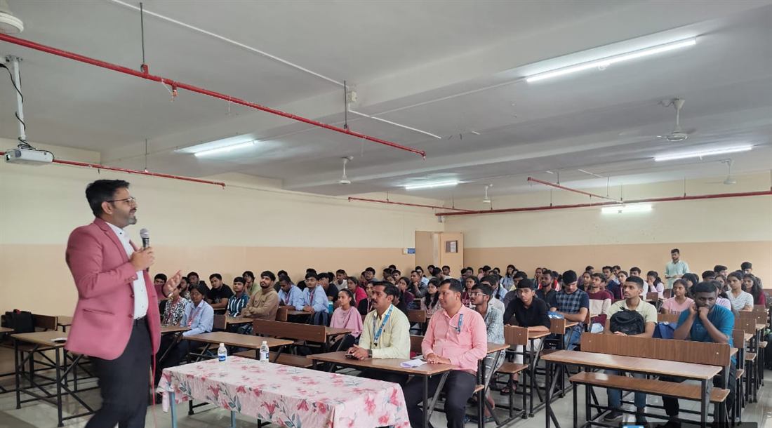 Pankkaj speaking to a college audience